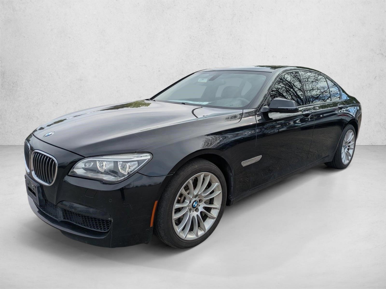 Thumbnail: 2014 BMW 7 Series - 1
