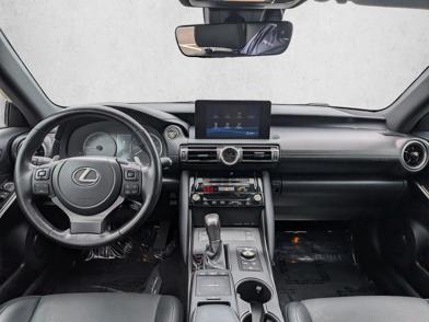 2021 Lexus IS