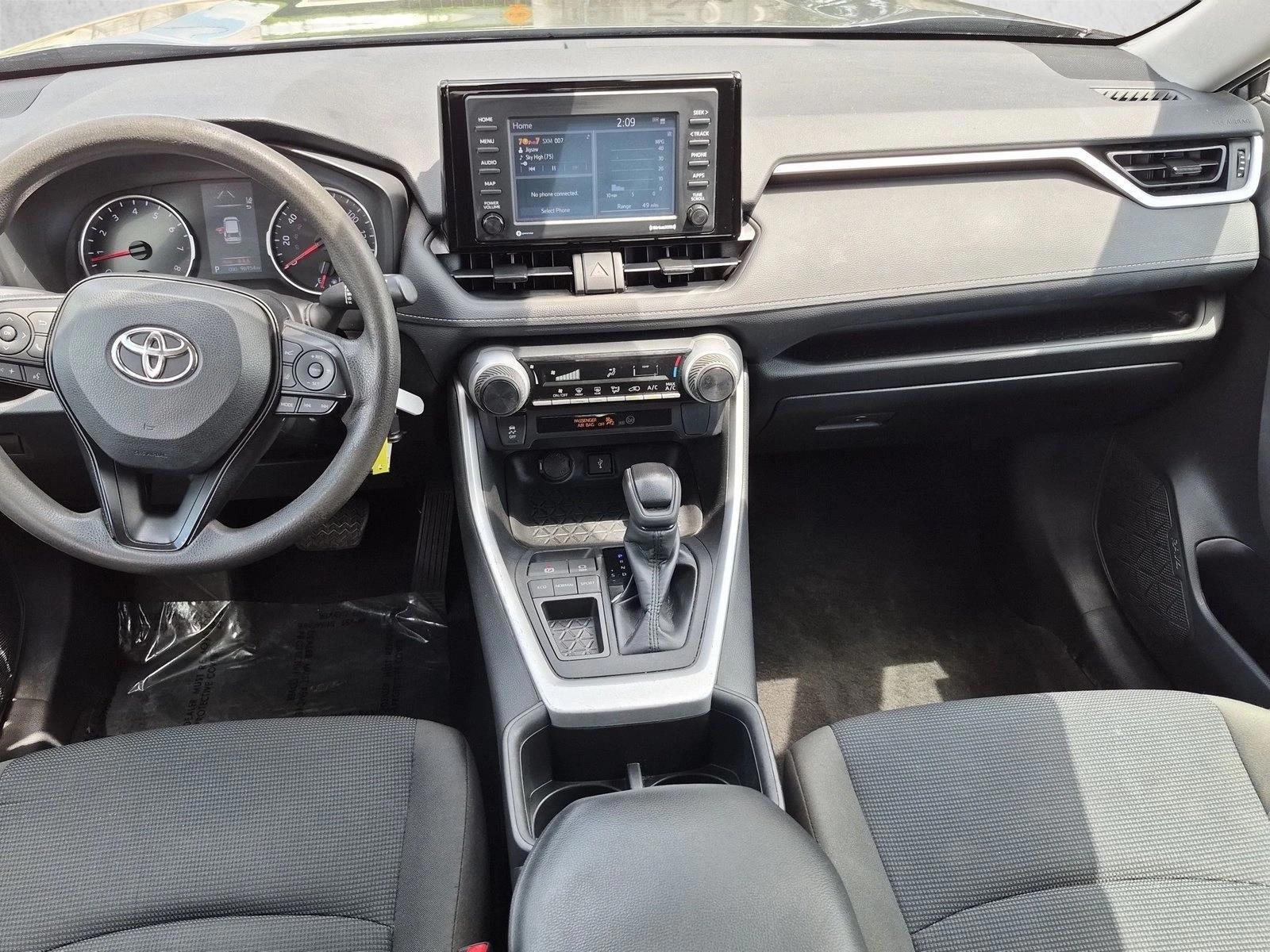 Thumbnail: 2022 Toyota RAV4 - 4