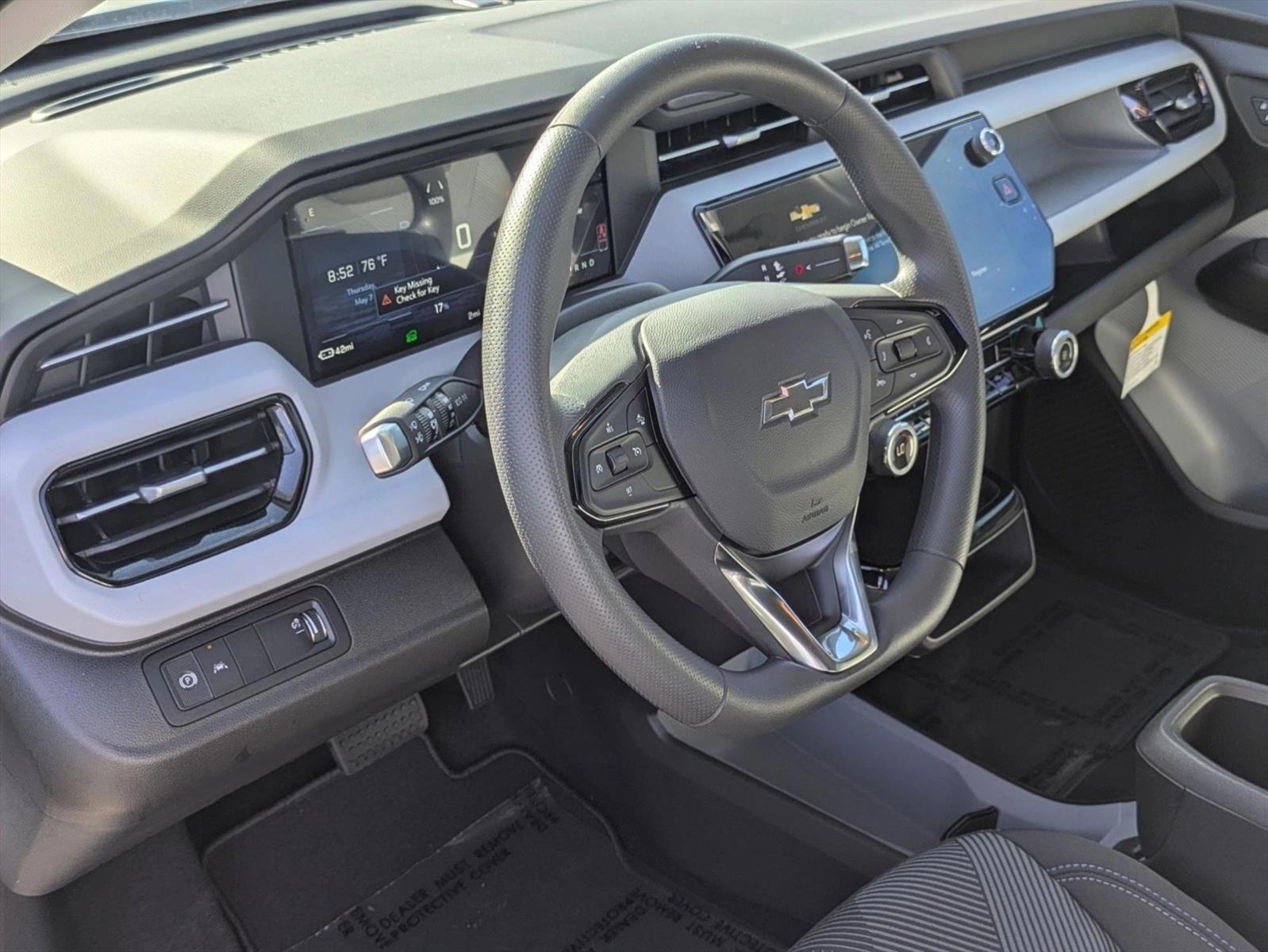 Thumbnail: 2027 Chevrolet Bolt EV - 3