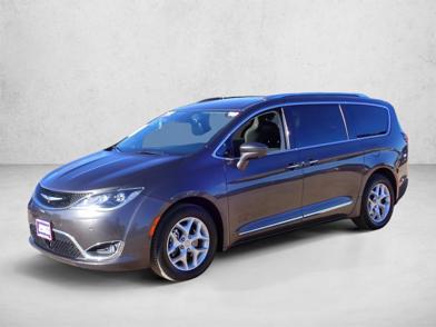 2018 Chrysler Pacifica Touring L -
                  Centennial, CO