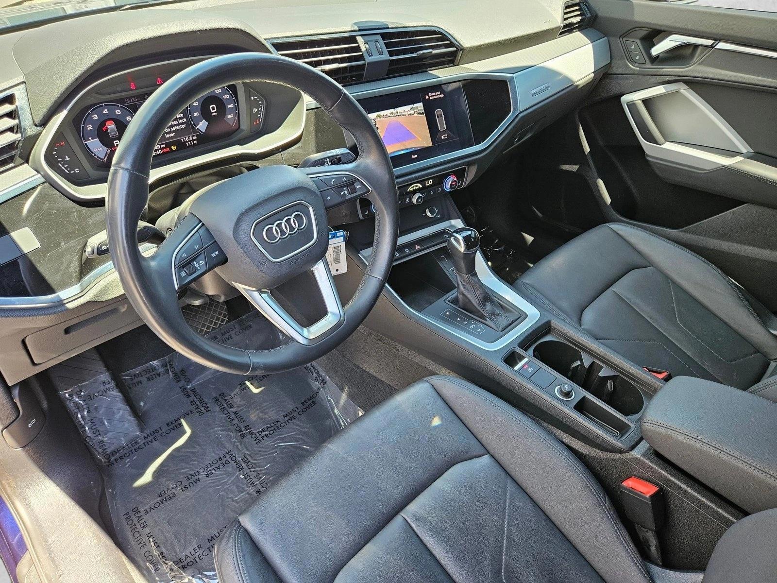 Thumbnail: 2021 Audi Q3 - 3