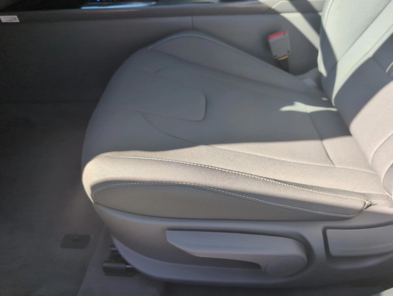 Thumbnail: 2026 Hyundai Elantra - 5