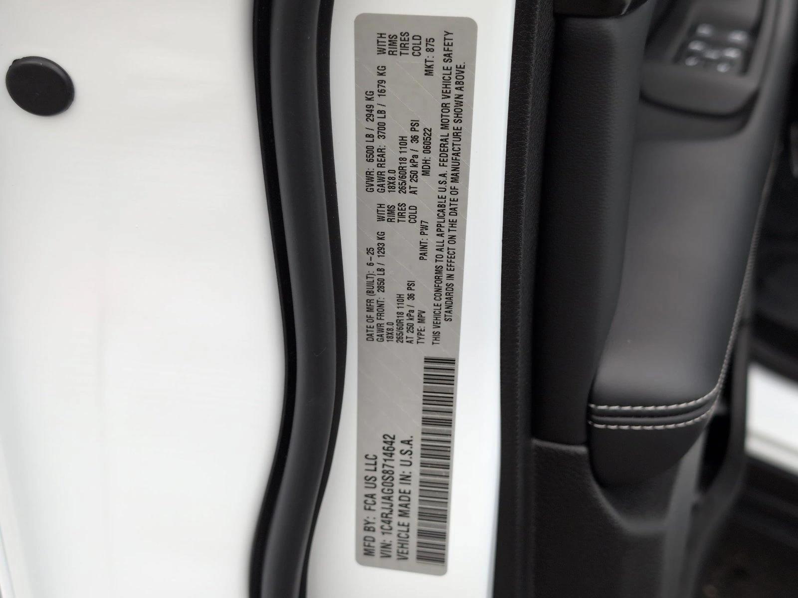 2025 Jeep Grand Cherokee L Laredo - Photo 28