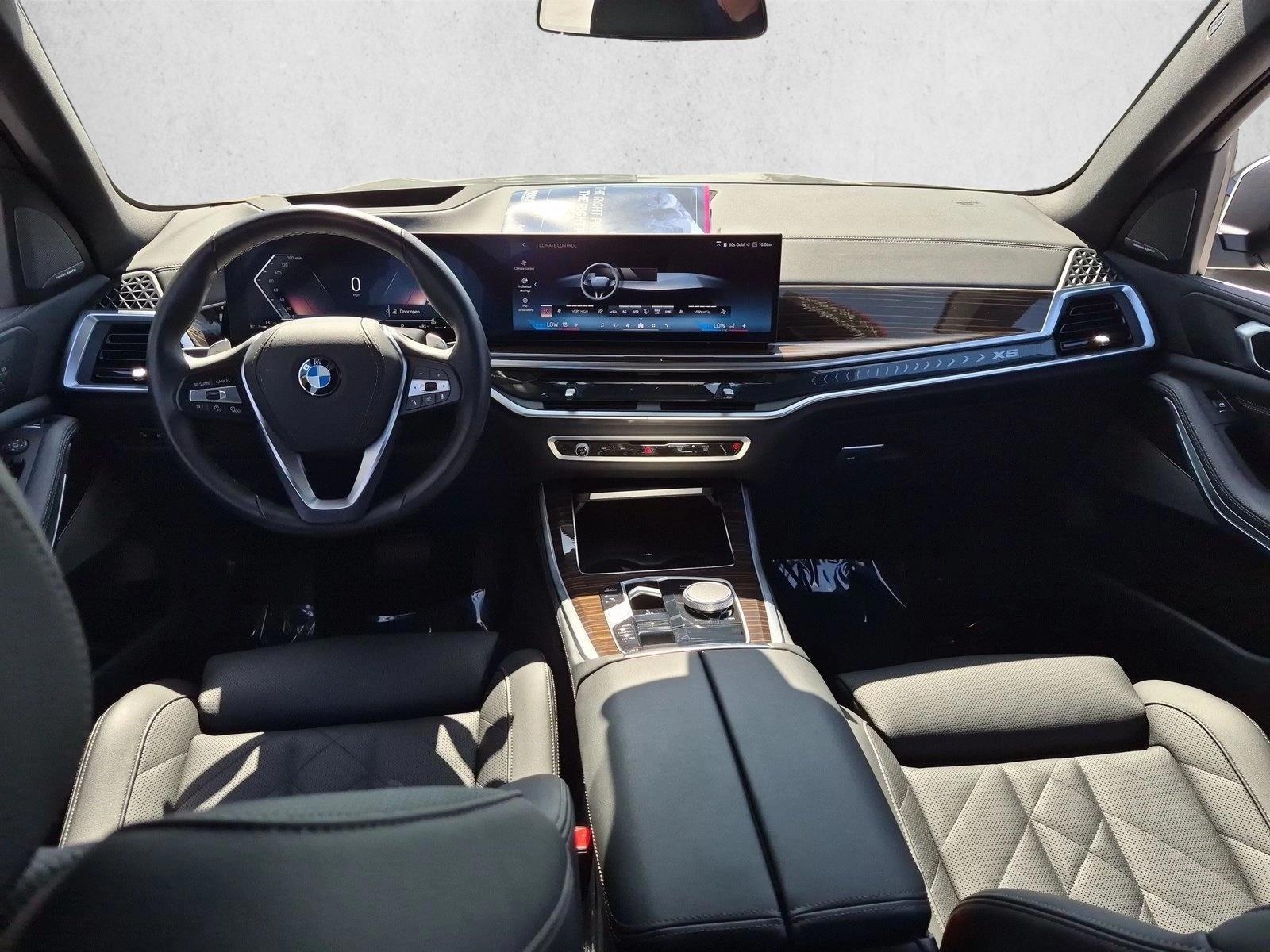 Thumbnail: 2026 BMW X5 - 3
