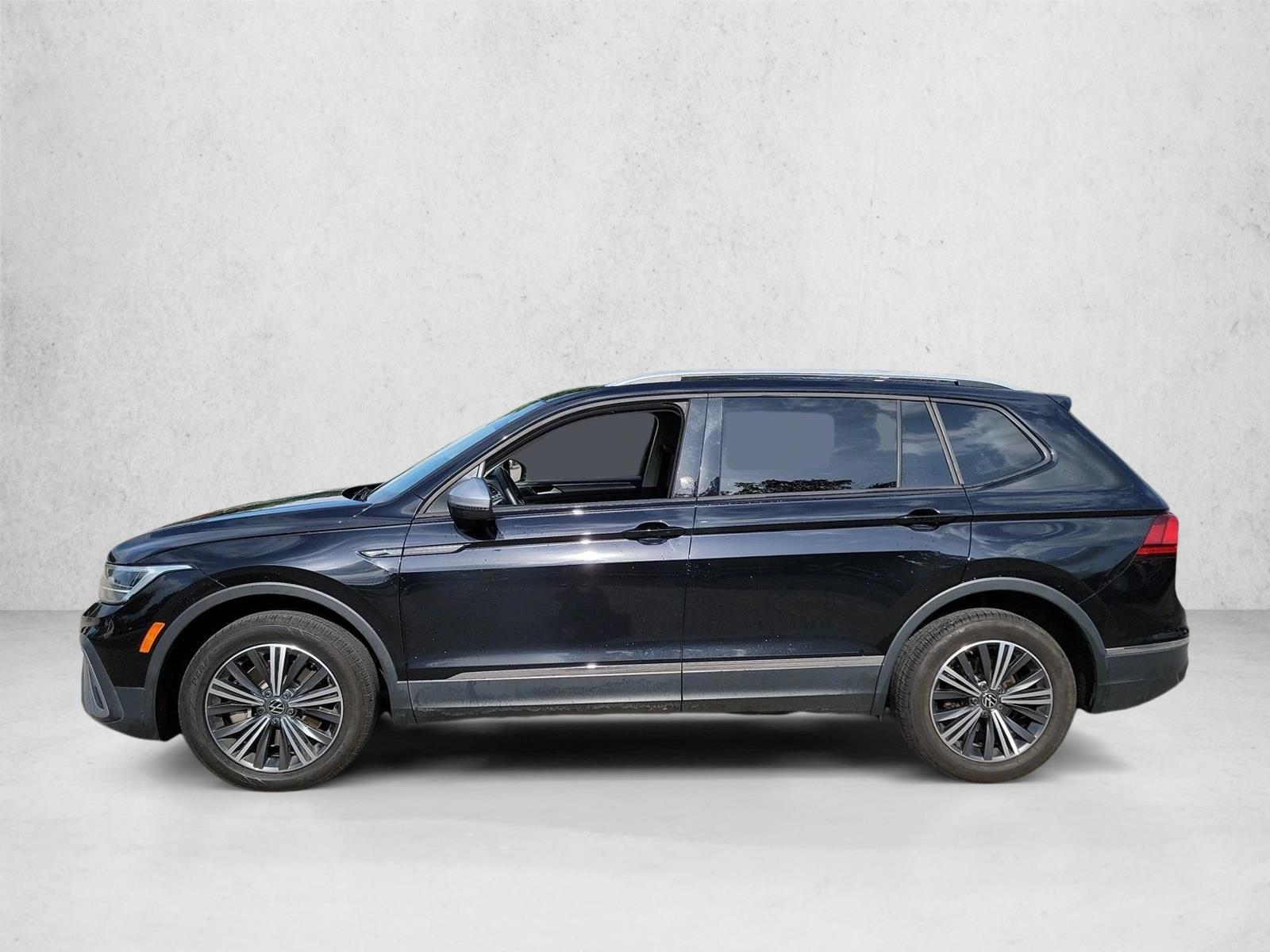 Thumbnail: 2024 Volkswagen Tiguan - 2