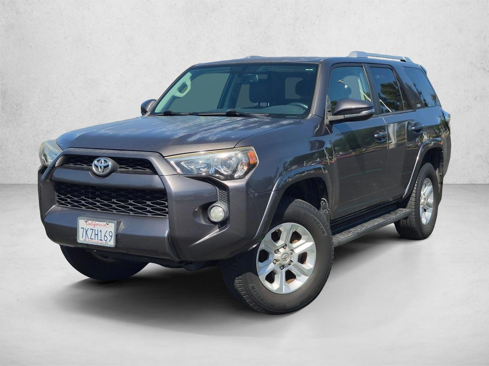 Thumbnail: 2015 Toyota 4Runner - 1