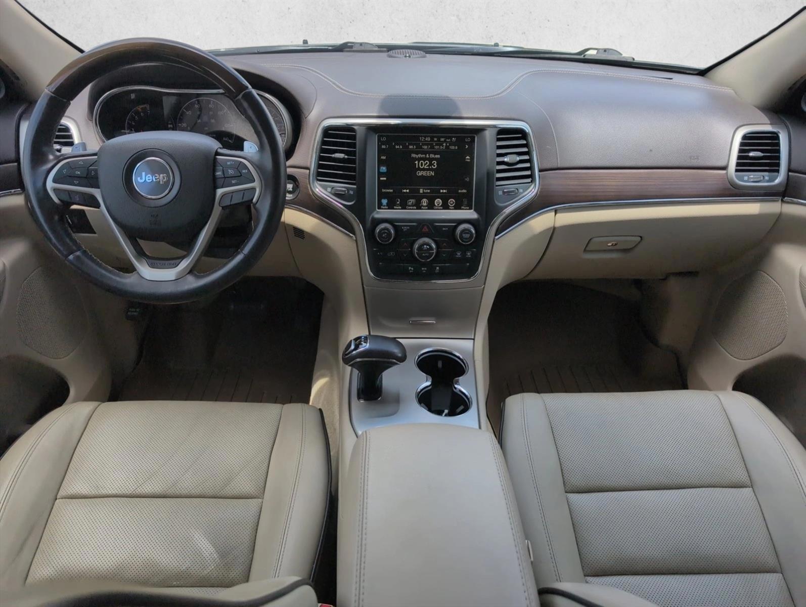 Thumbnail: 2015 Jeep Grand Cherokee - 3