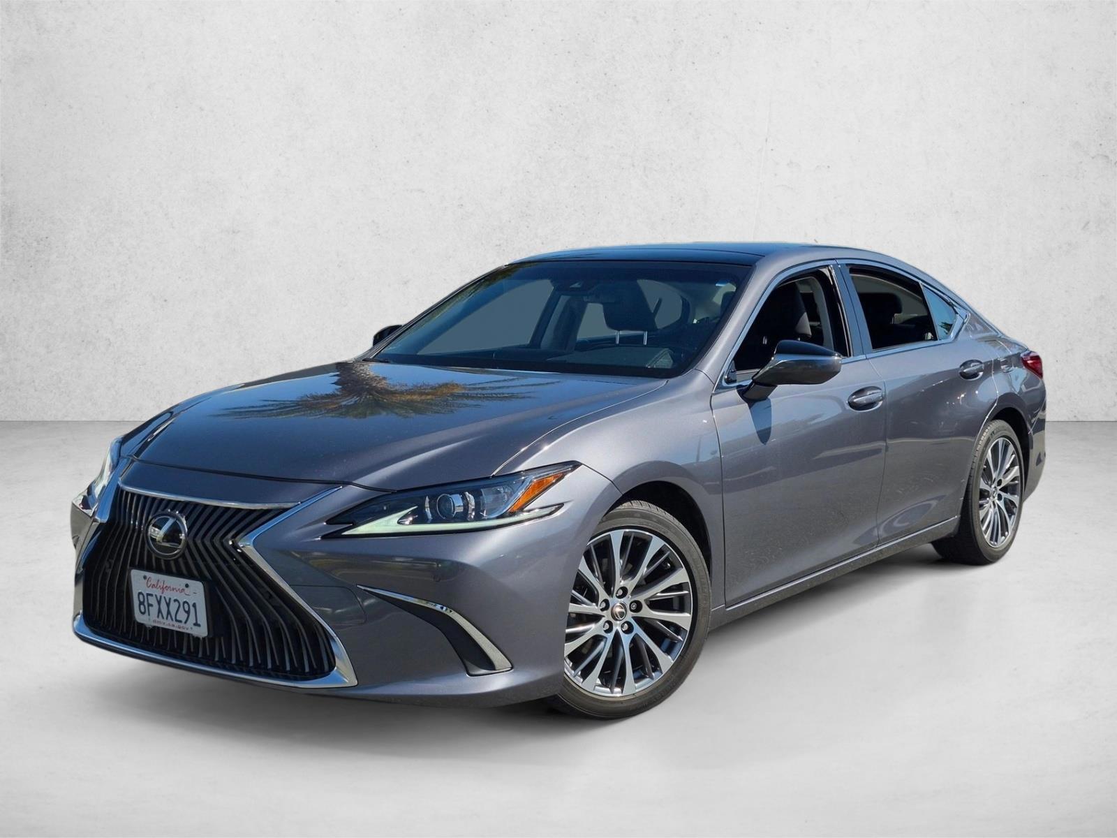 Thumbnail: 2019 Lexus ES - 1