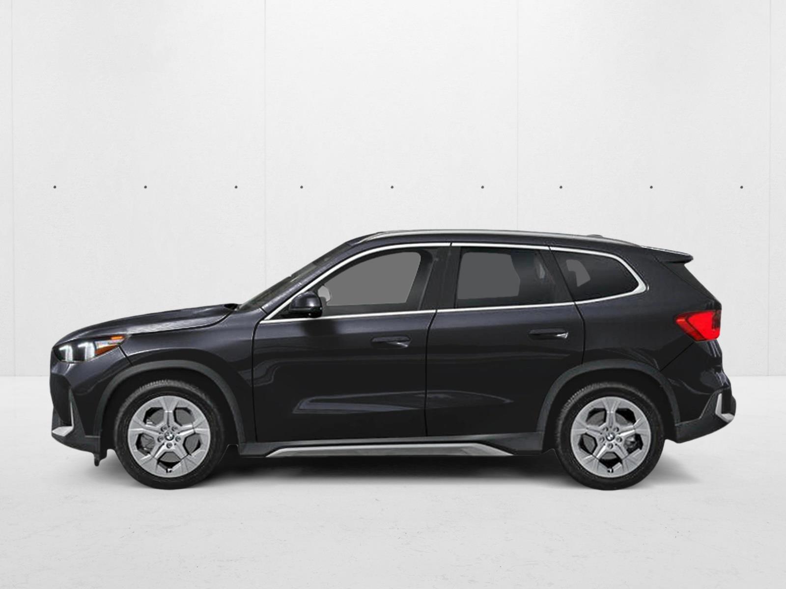 Thumbnail: 2027 BMW X1 - 2