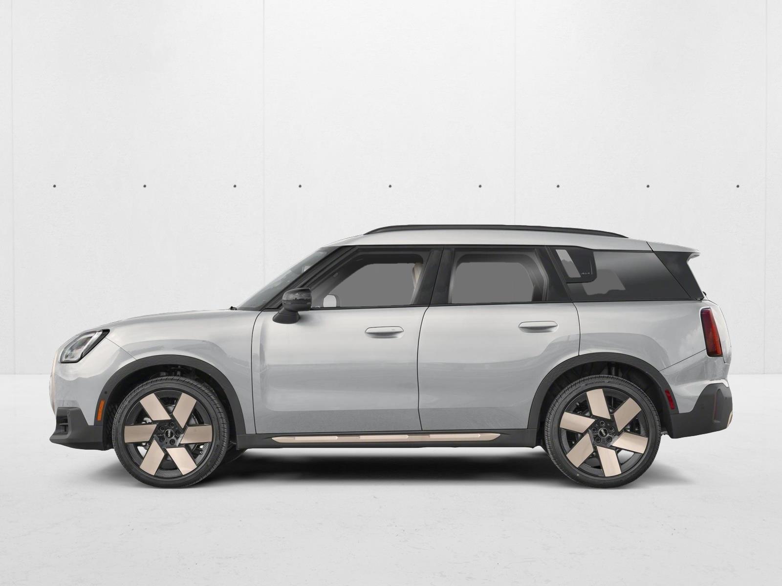 Thumbnail: 2027 MINI Cooper Countryman - 2