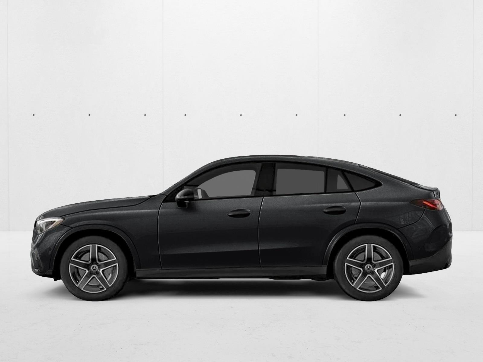 Thumbnail: 2027 Mercedes-Benz GLC - 2