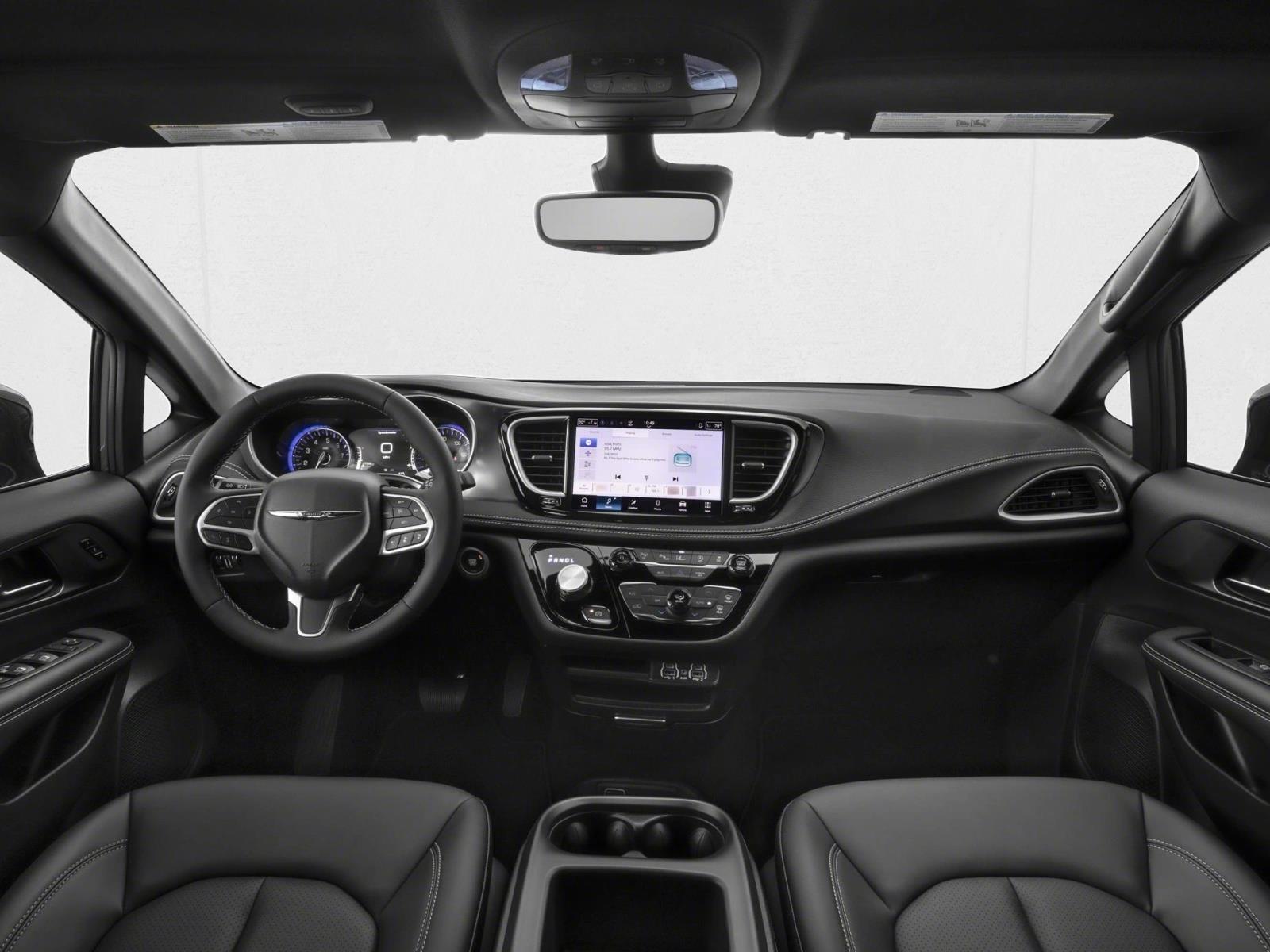 Thumbnail: 2026 Chrysler Pacifica - 4