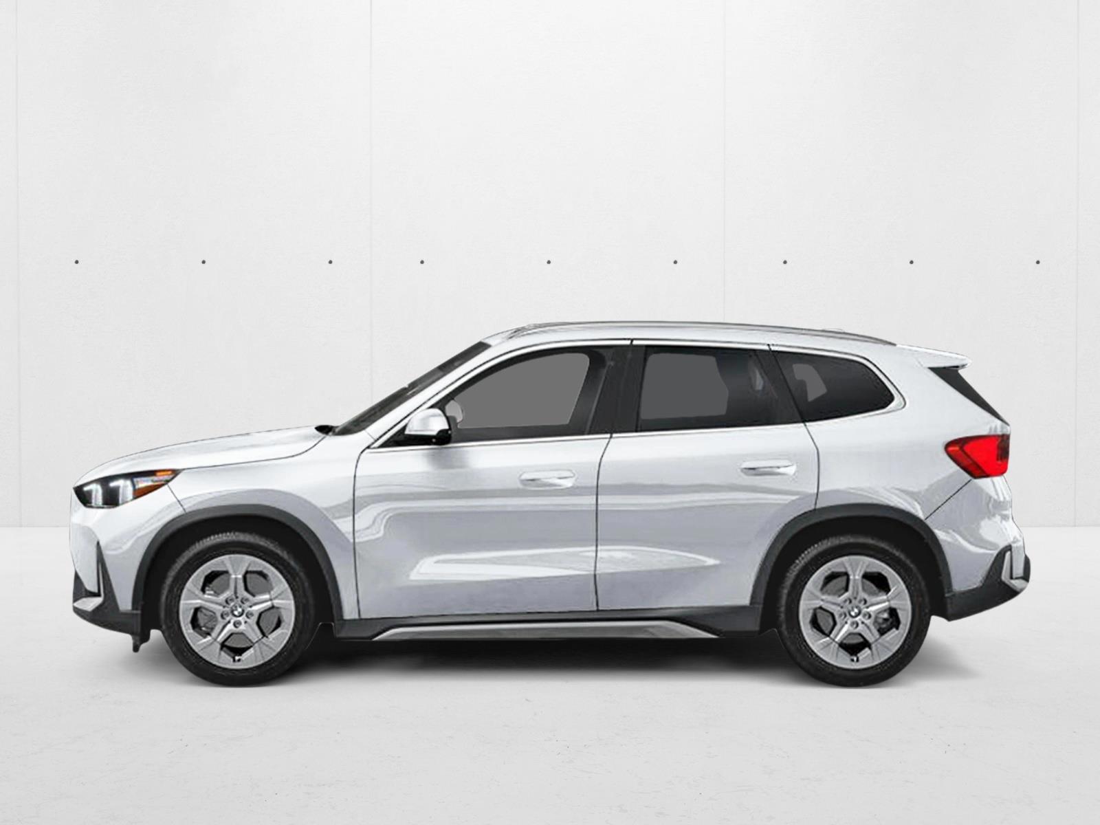 Thumbnail: 2027 BMW X1 - 2