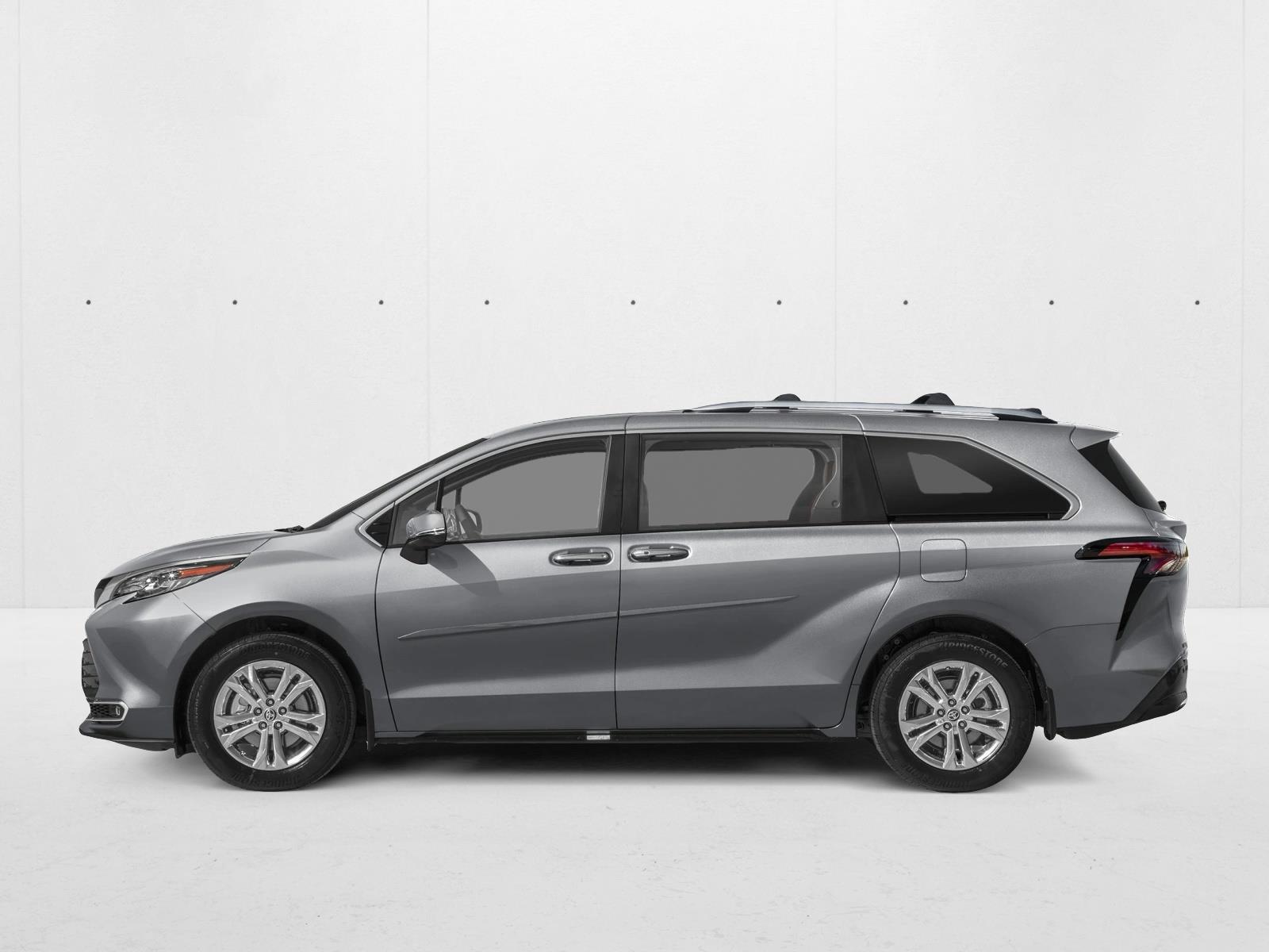 Thumbnail: 2026 Toyota Sienna - 2