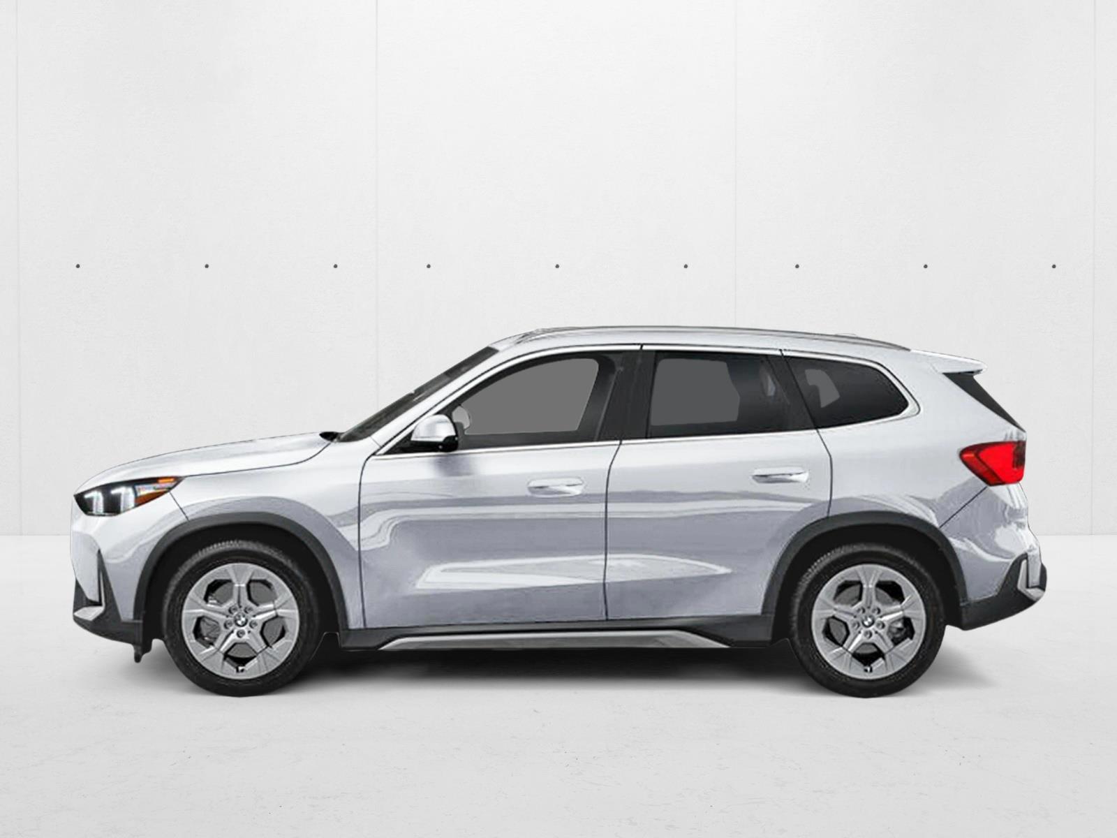 Thumbnail: 2027 BMW X1 - 2