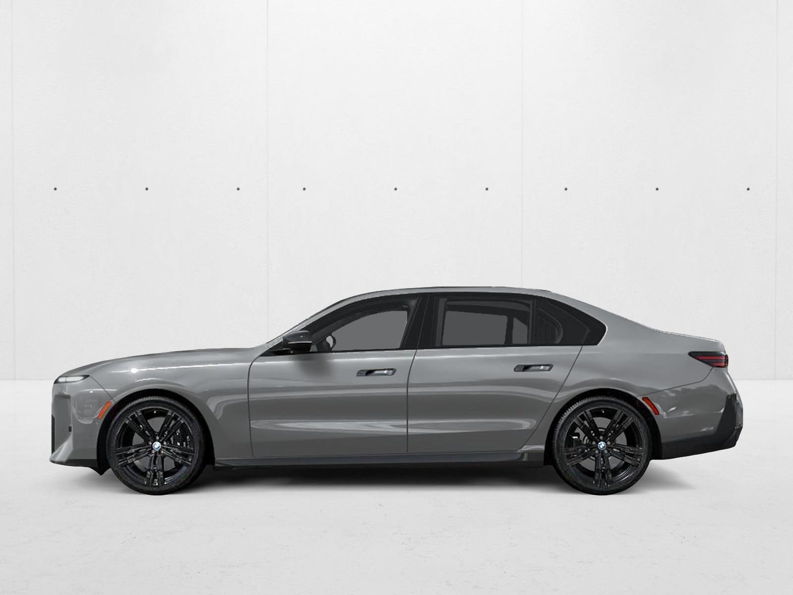 Thumbnail: 2027 BMW 7 Series - 2