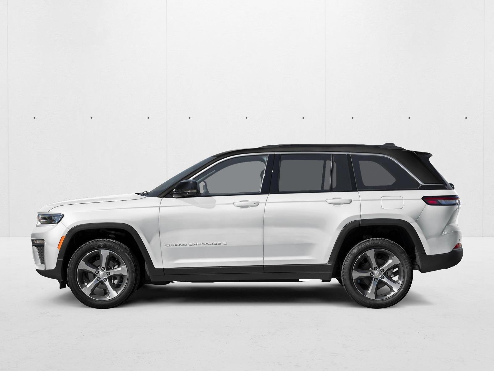 Thumbnail: 2027 Jeep Grand Cherokee - 2