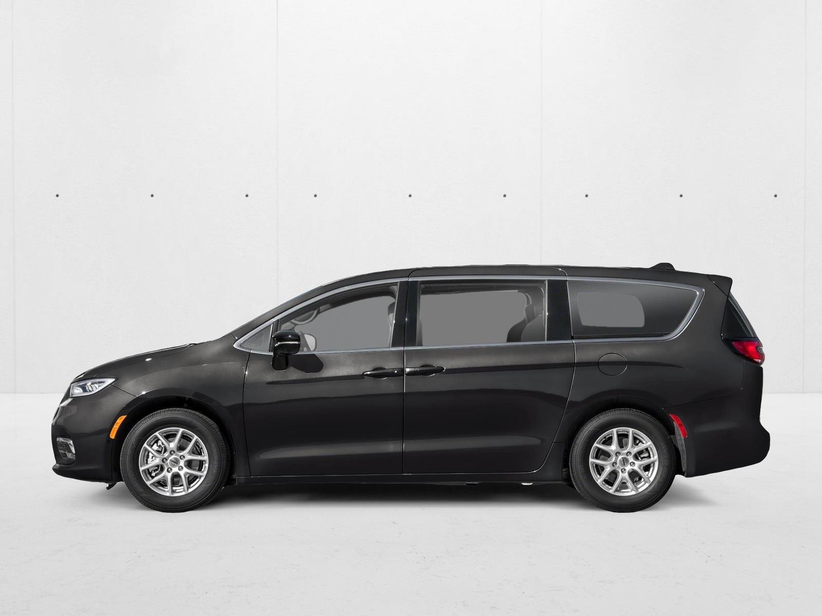 Thumbnail: 2026 Chrysler Pacifica - 2