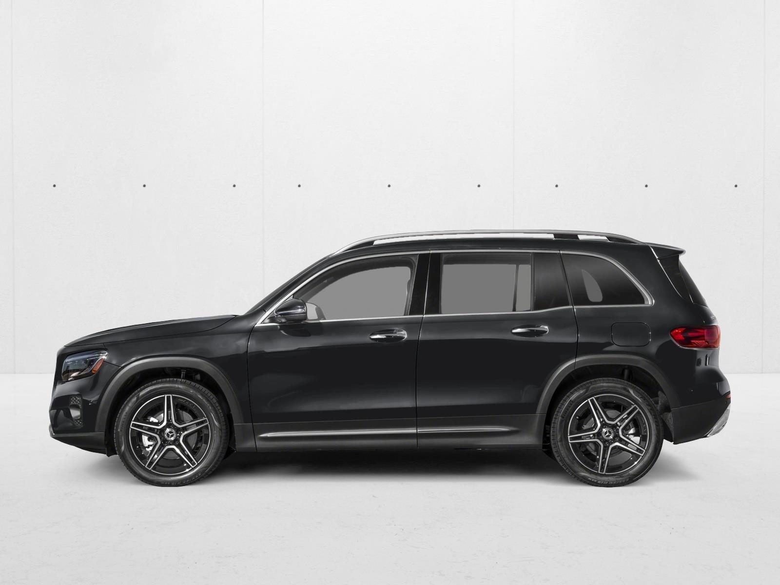 Thumbnail: 2026 Mercedes-Benz GLB - 2