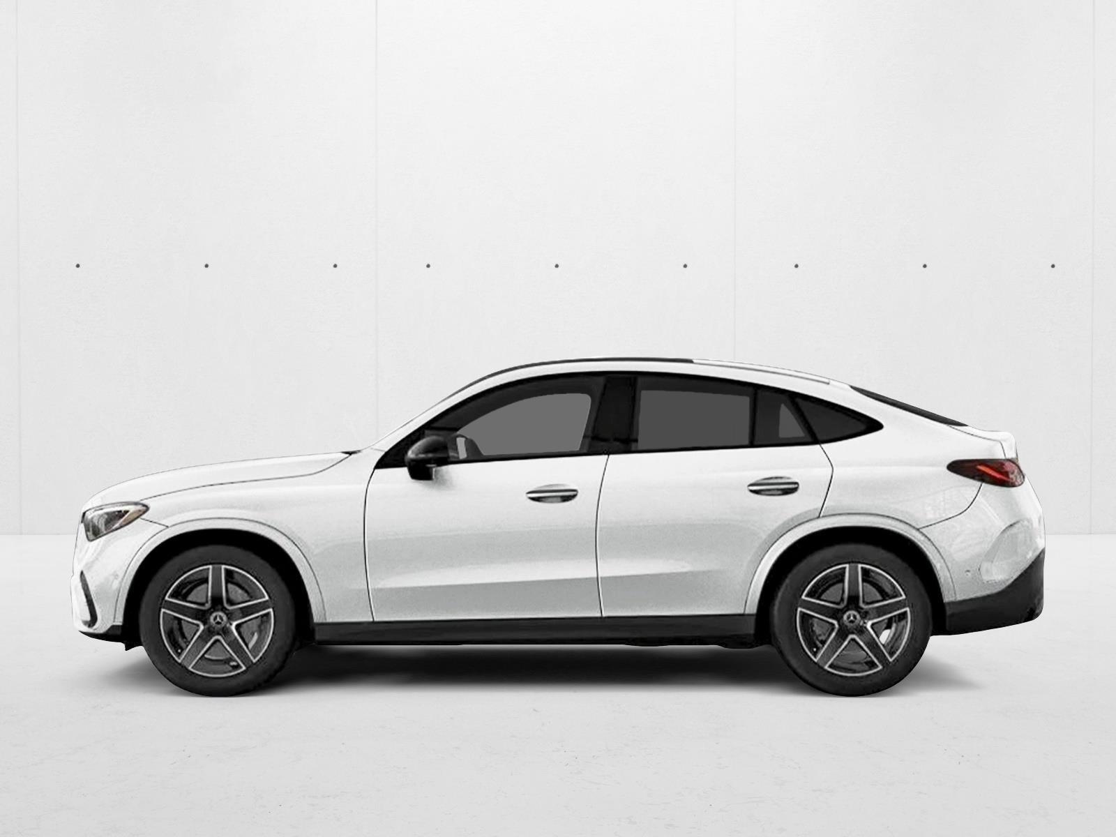 Thumbnail: 2027 Mercedes-Benz GLC - 2