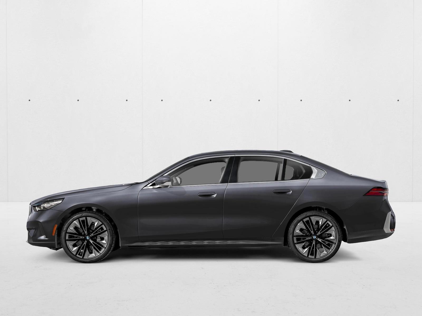 Thumbnail: 2027 BMW 5 Series - 2