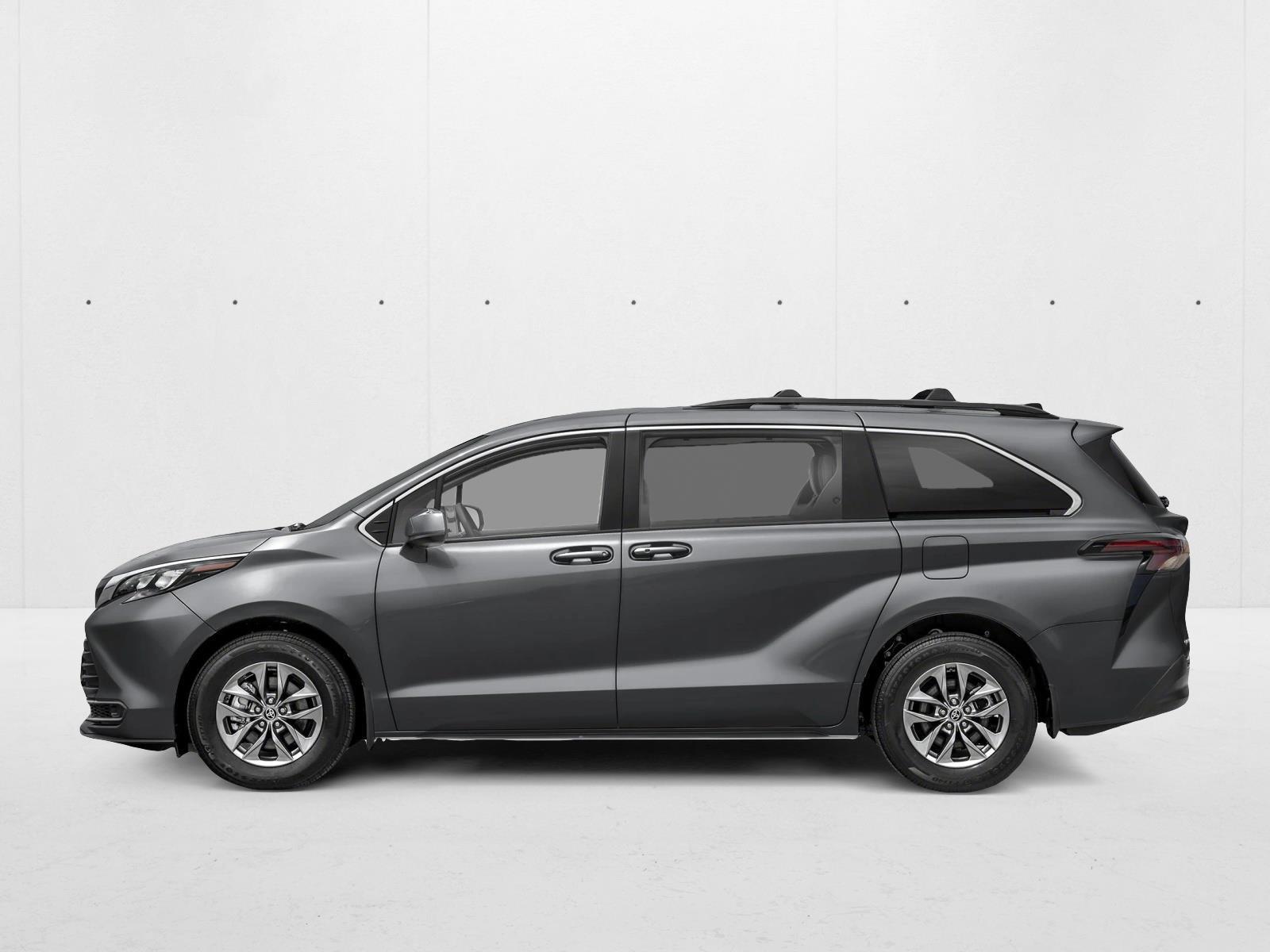 Thumbnail: 2026 Toyota Sienna - 2