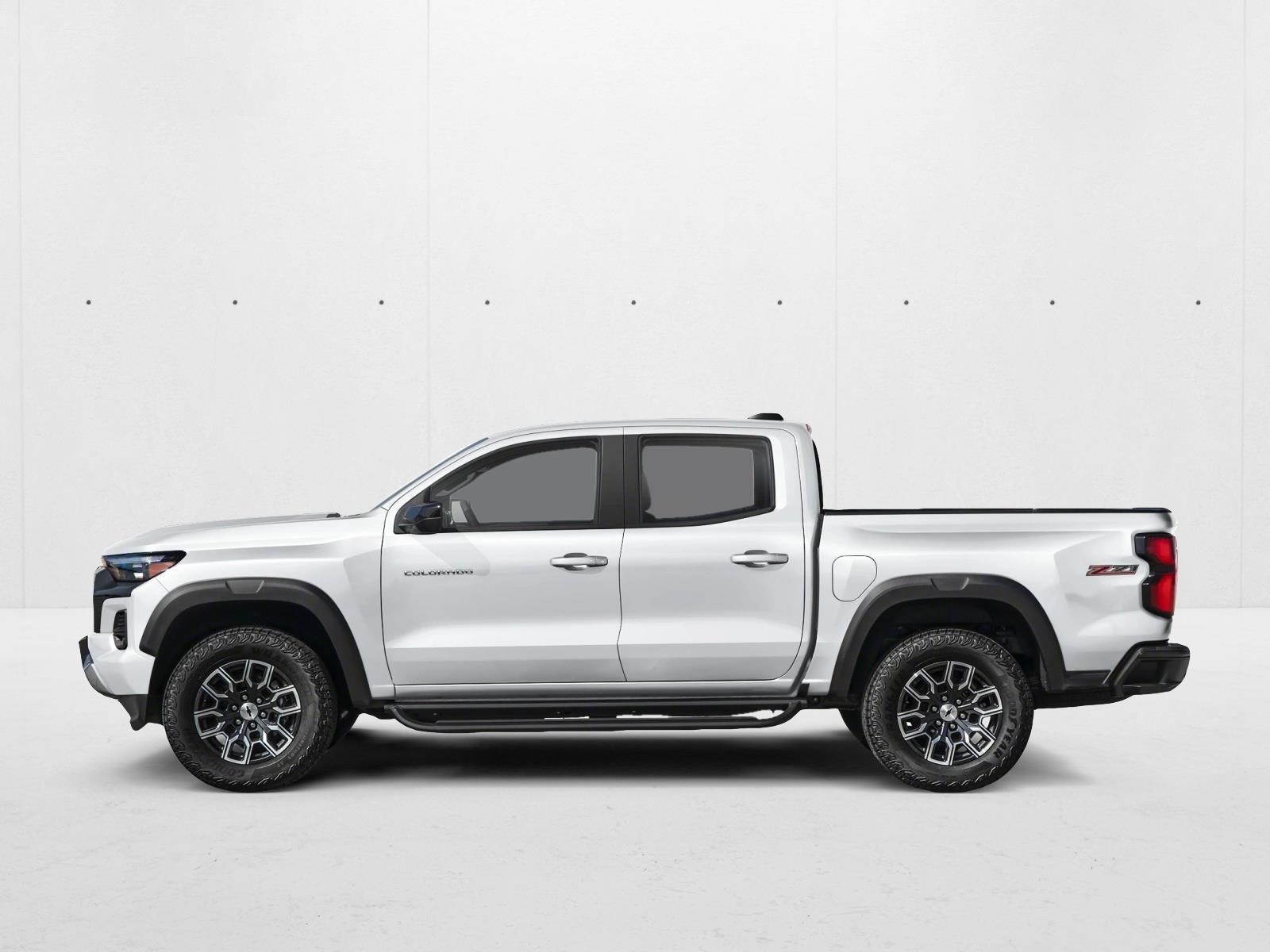 Thumbnail: 2026 Chevrolet Colorado - 2