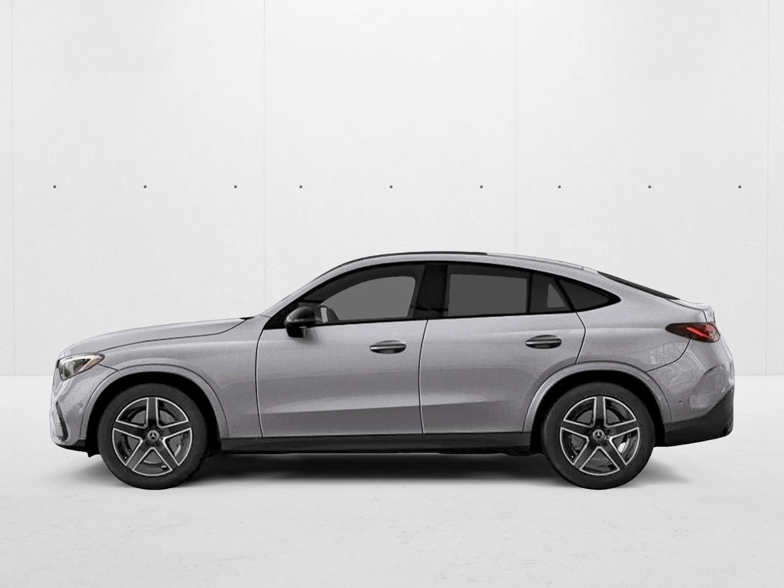 Thumbnail: 2027 Mercedes-Benz GLC - 2