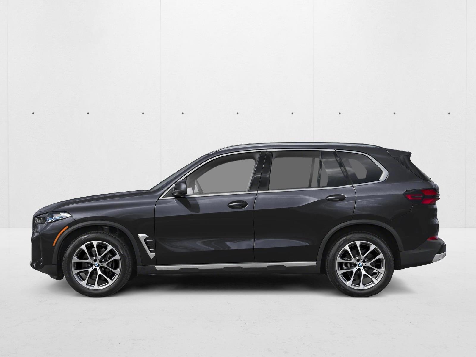 Thumbnail: 2027 BMW X5 - 2