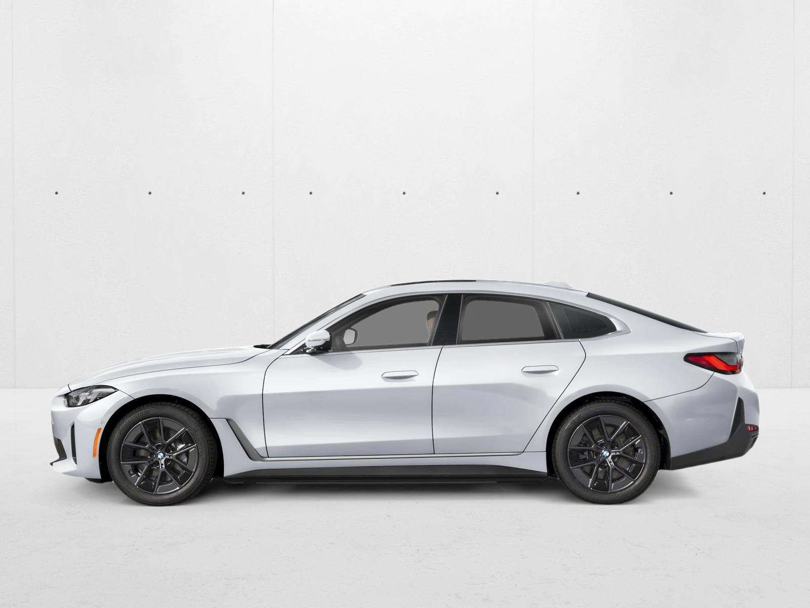 Thumbnail: 2026 BMW i4 - 2