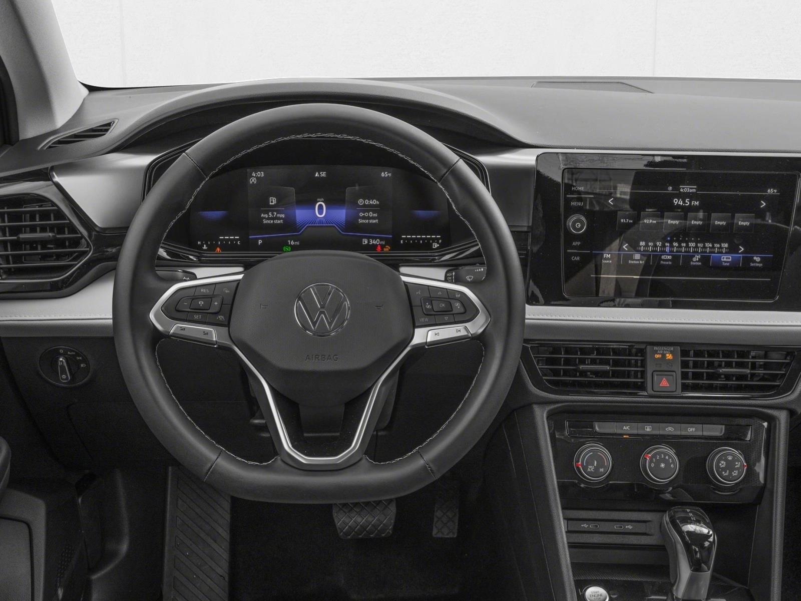 Thumbnail: 2026 Volkswagen Taos - 3