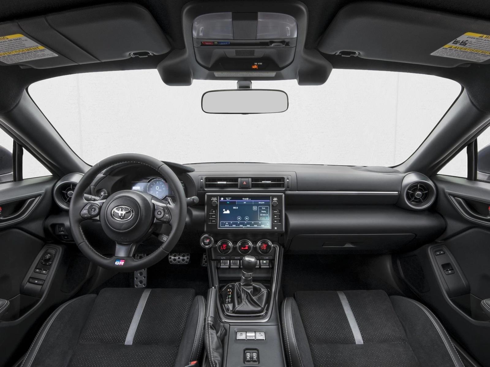 Thumbnail: 2027 Toyota GR86 - 3