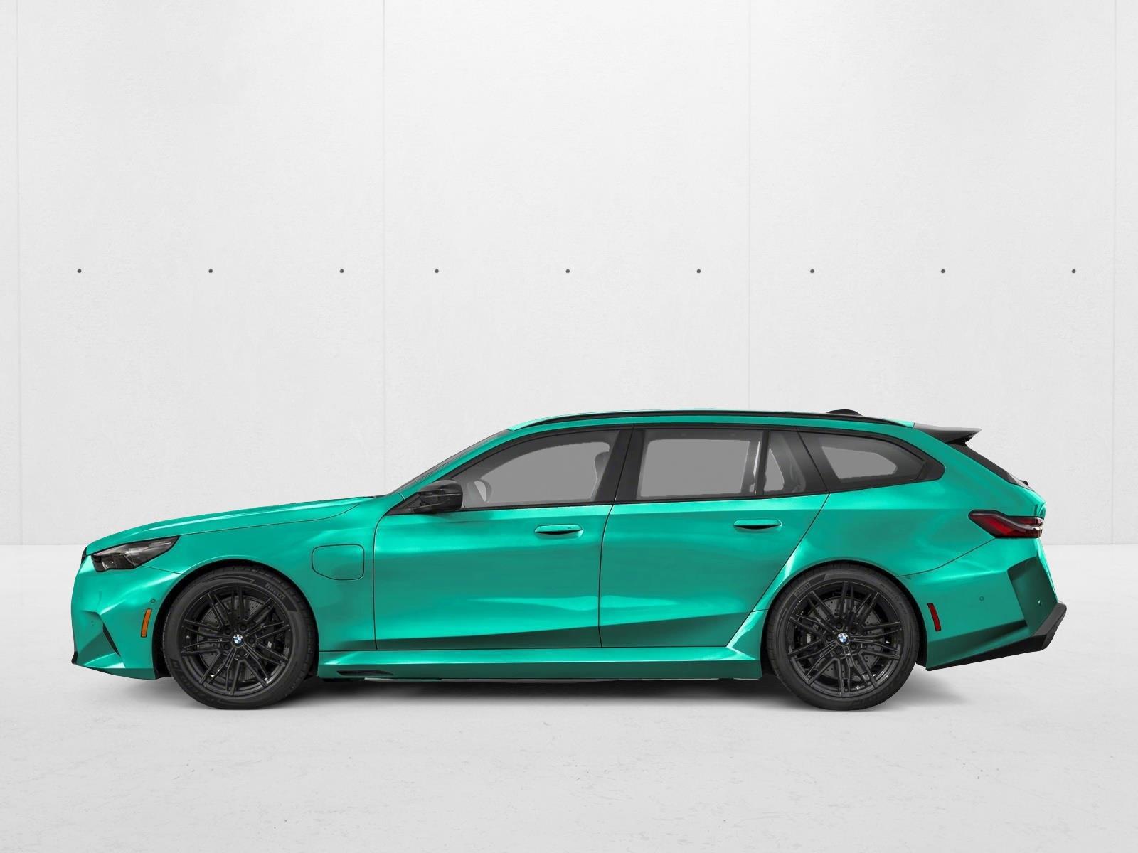 Thumbnail: 2027 BMW M5 - 2