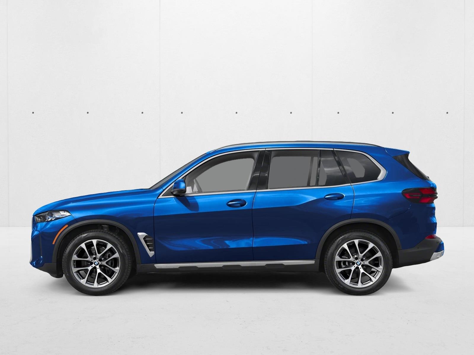 Thumbnail: 2027 BMW X5 - 2
