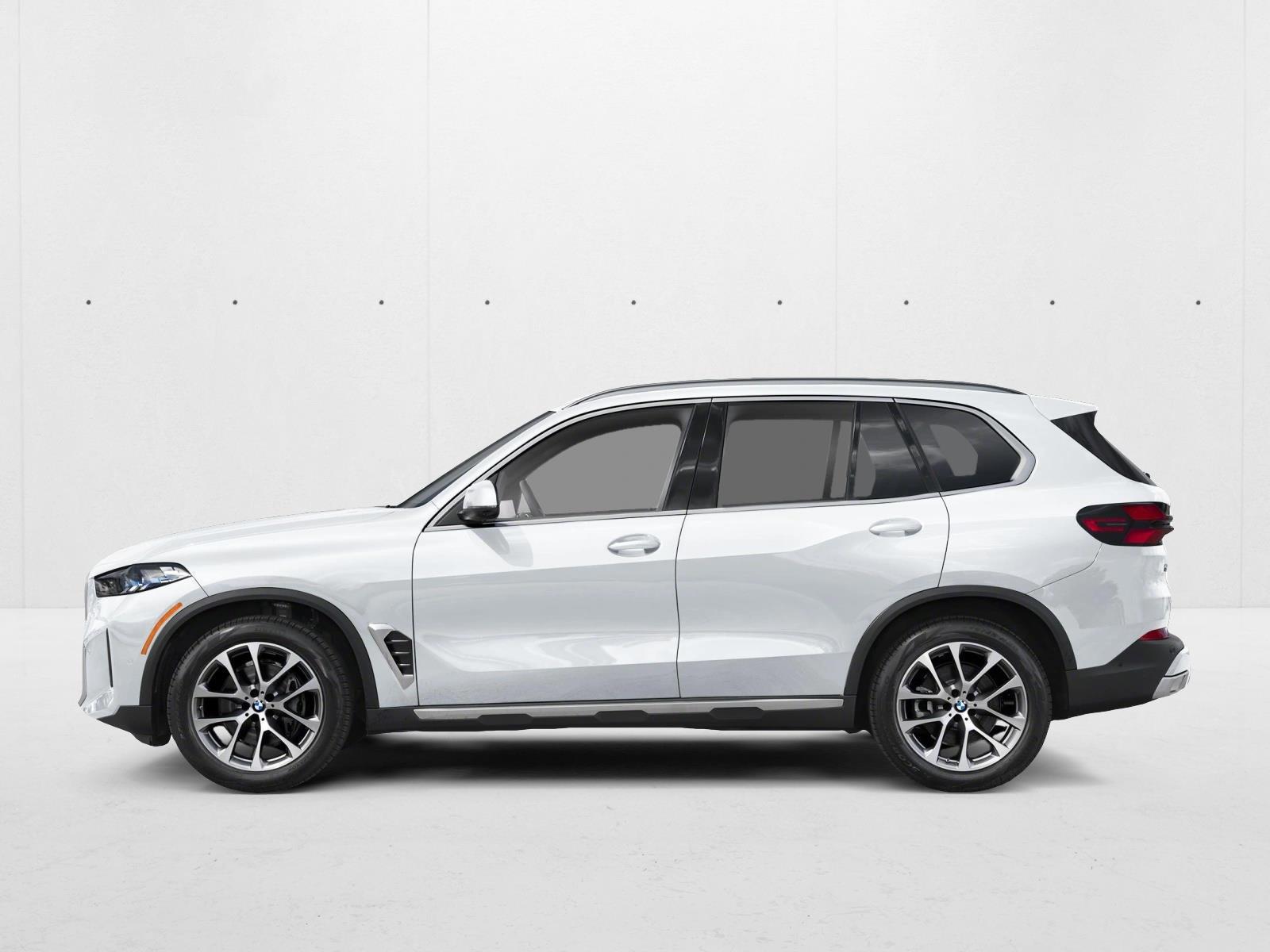 Thumbnail: 2027 BMW X5 - 2