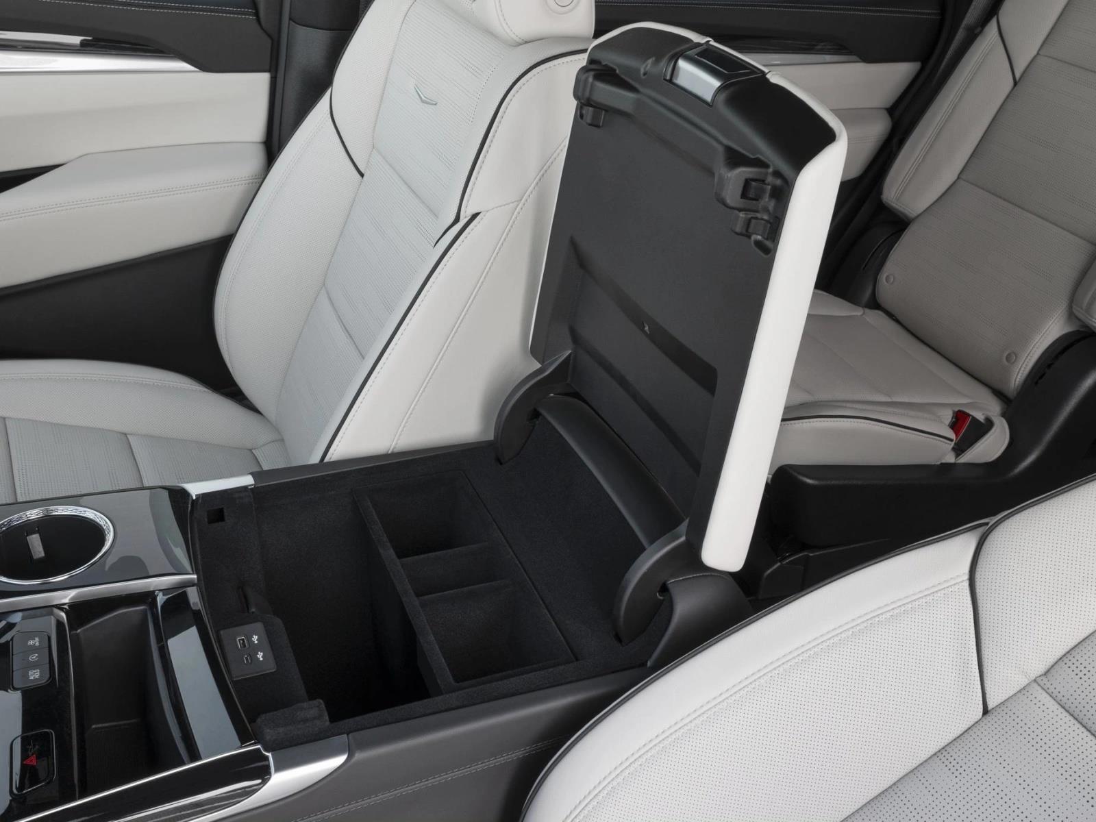 2027 Cadillac Escalade Sport - Photo 10