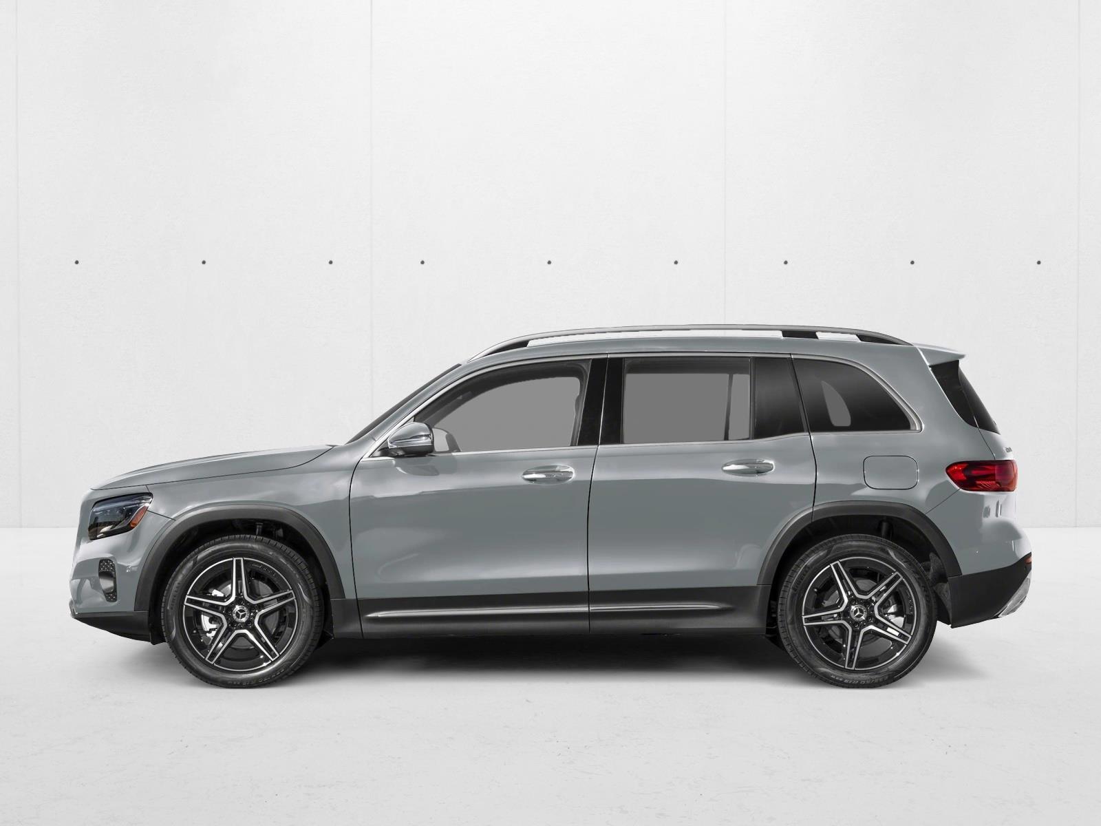 Thumbnail: 2026 Mercedes-Benz GLB - 2