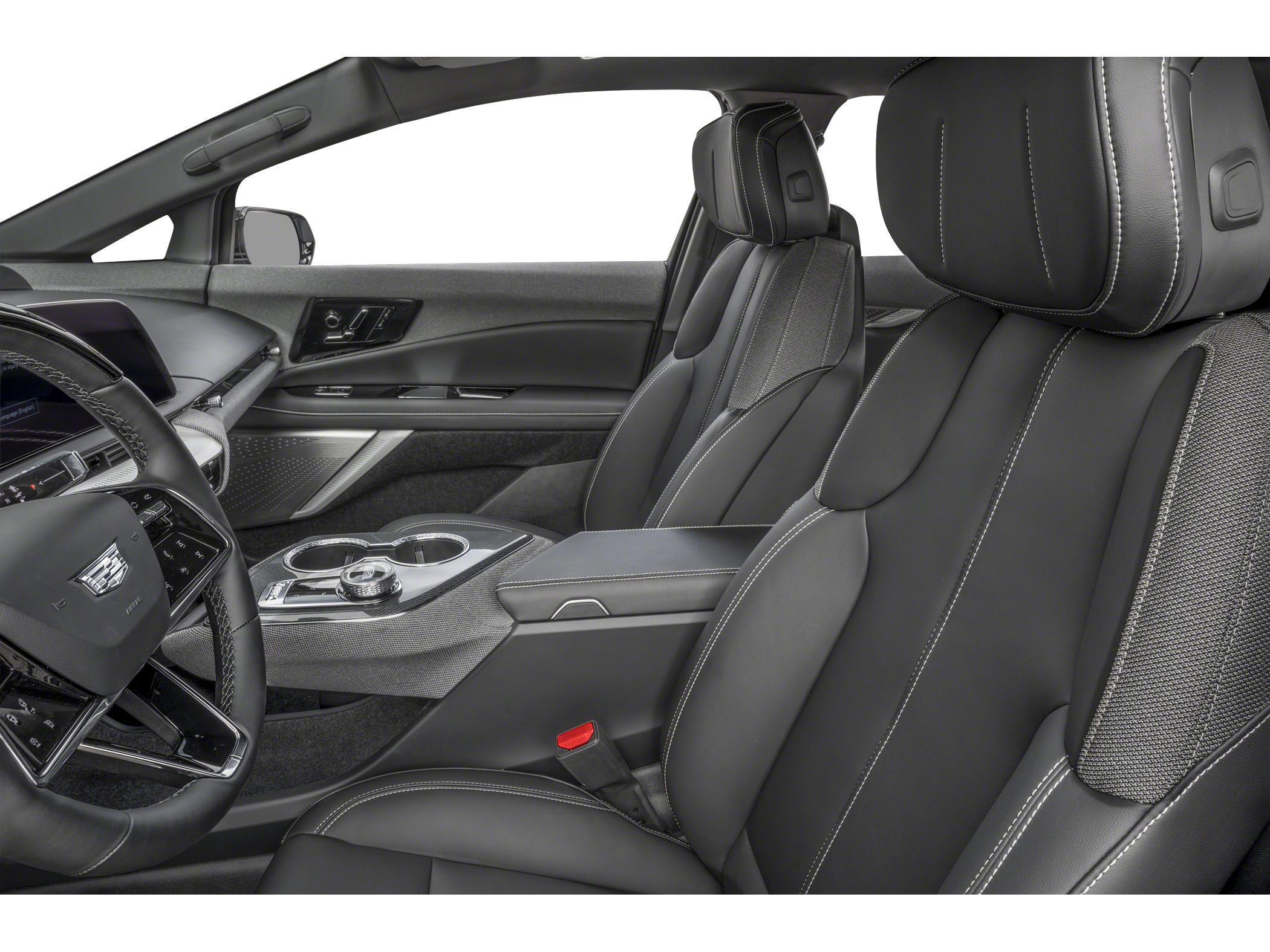 2027 Cadillac OPTIQ Luxury - Photo 6