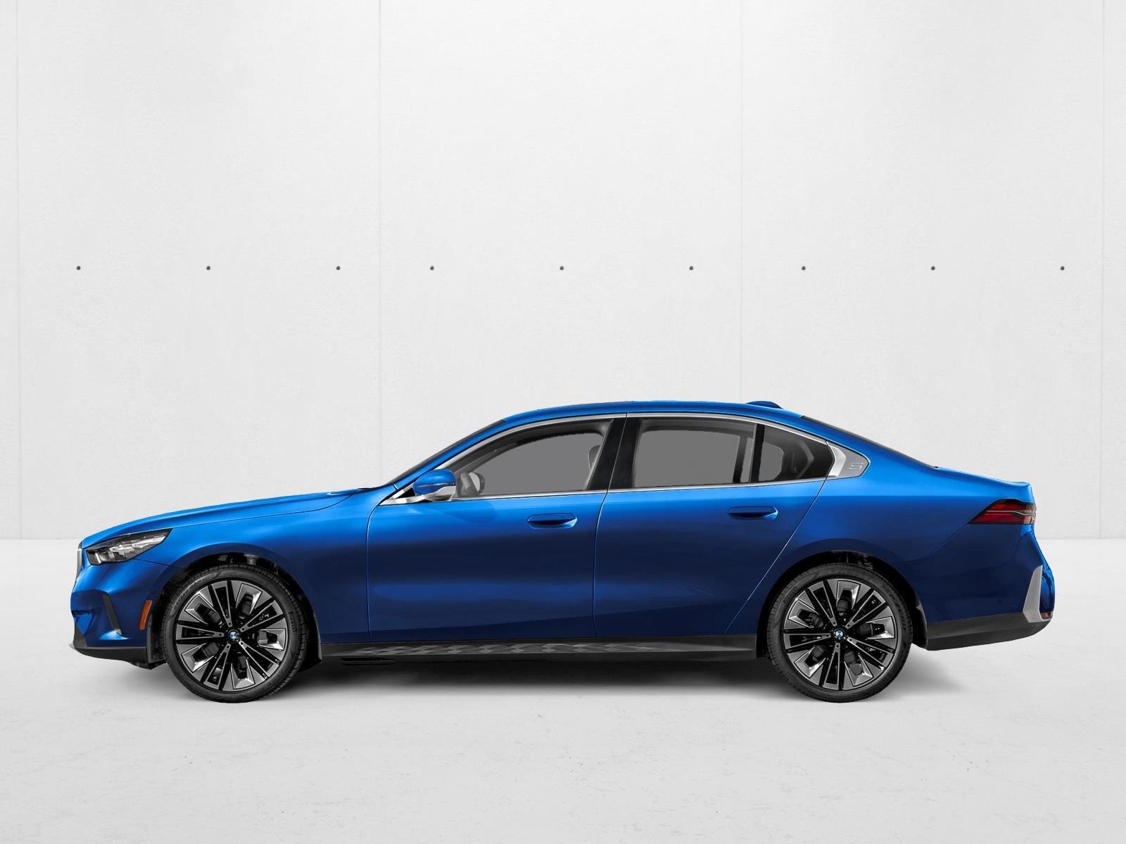 Thumbnail: 2027 BMW 5 Series - 2